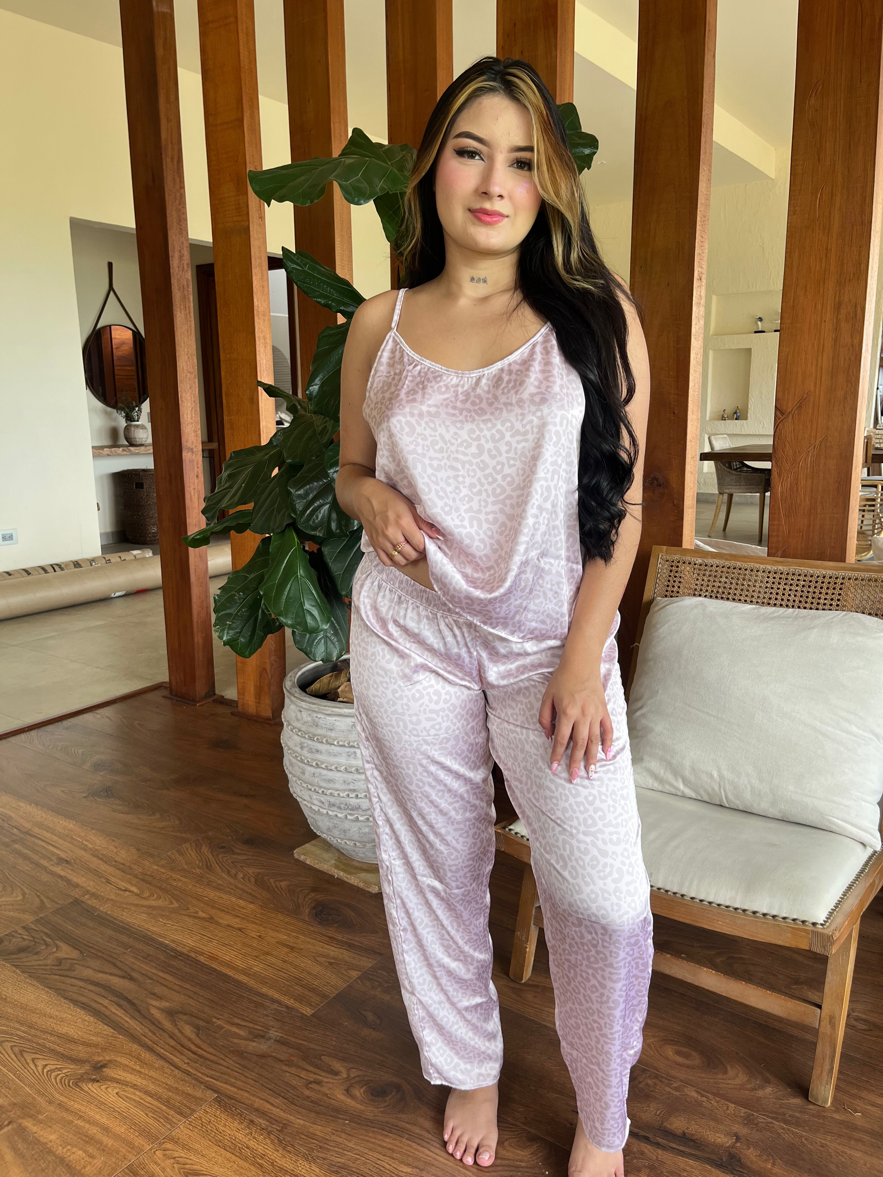 Pantalon satinado animal print