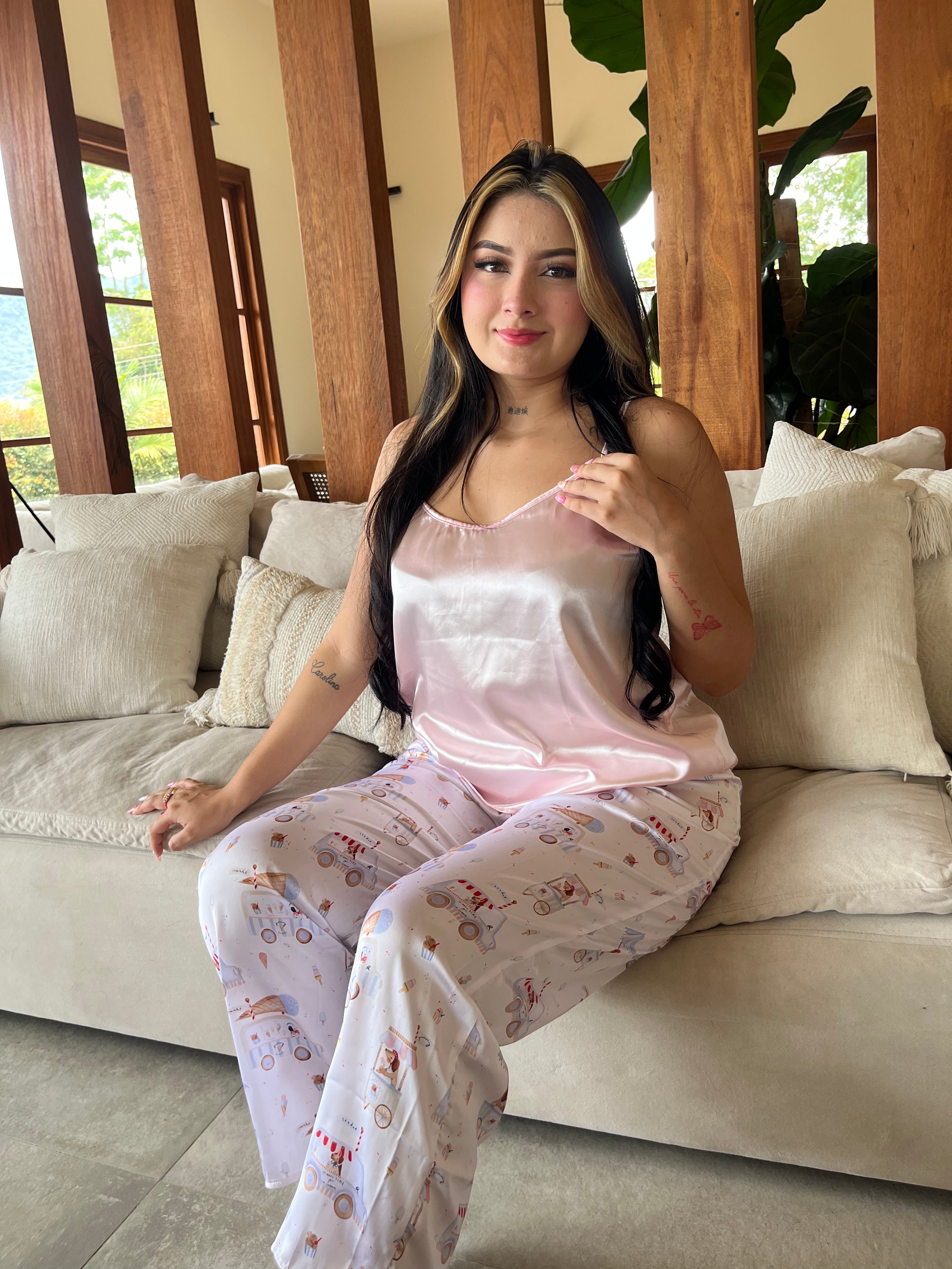 Pantalon satinado palo de rosa