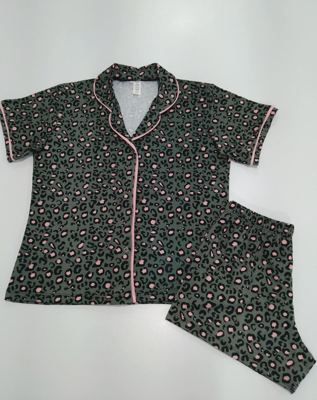 Set Premium Esencial short